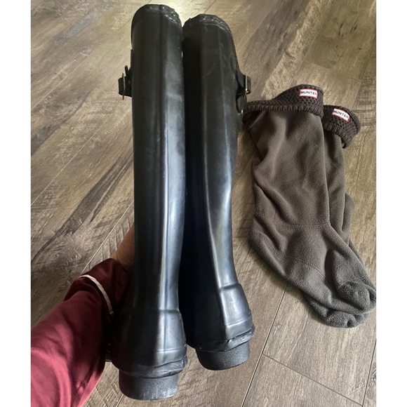 Hunter Original Tall Rain boots Black 10 With Boot Socks like new - Picture 5 of 5